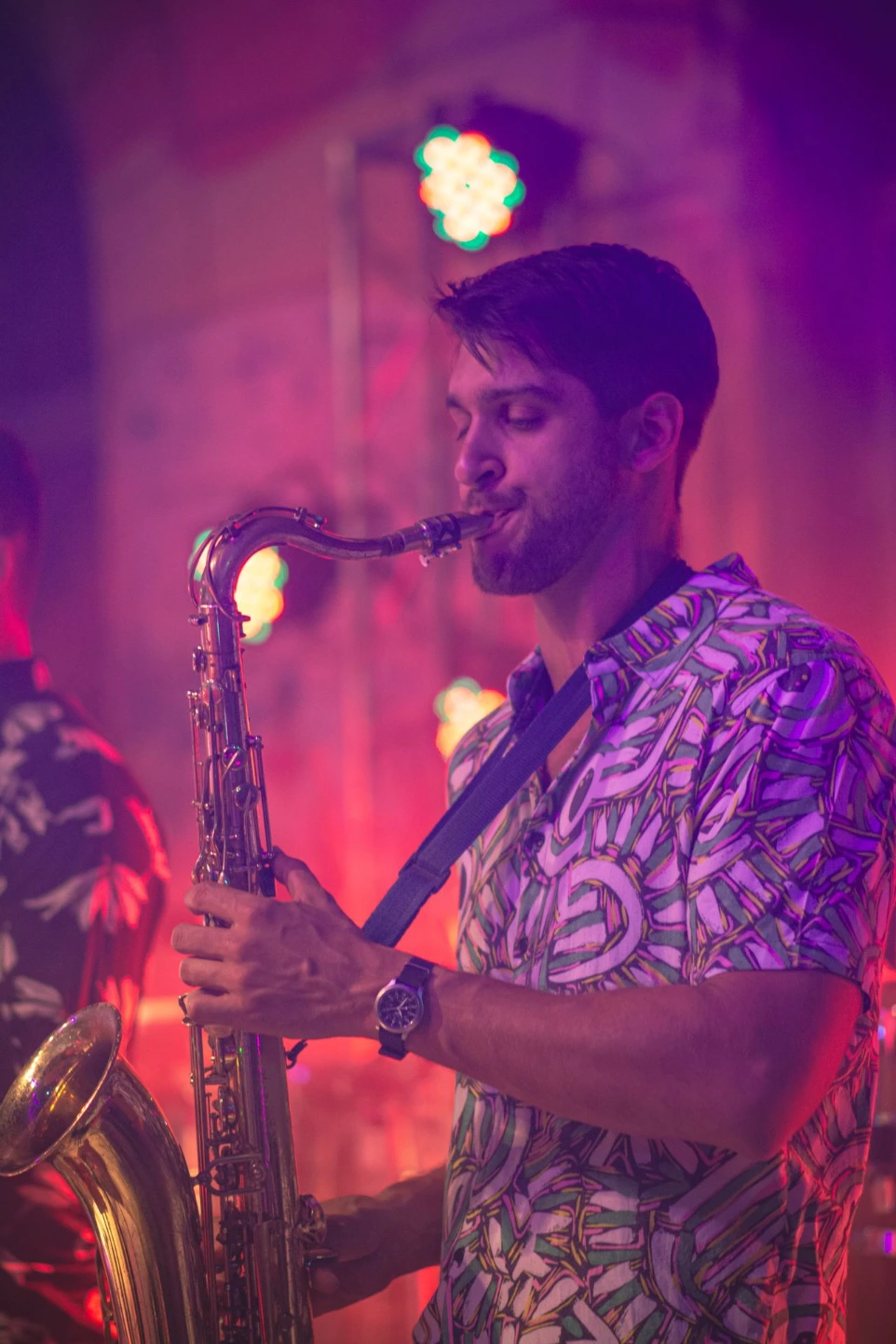 Franco Giardino playing saxophone with Son D'Tomar, Santa Fe, Argentina