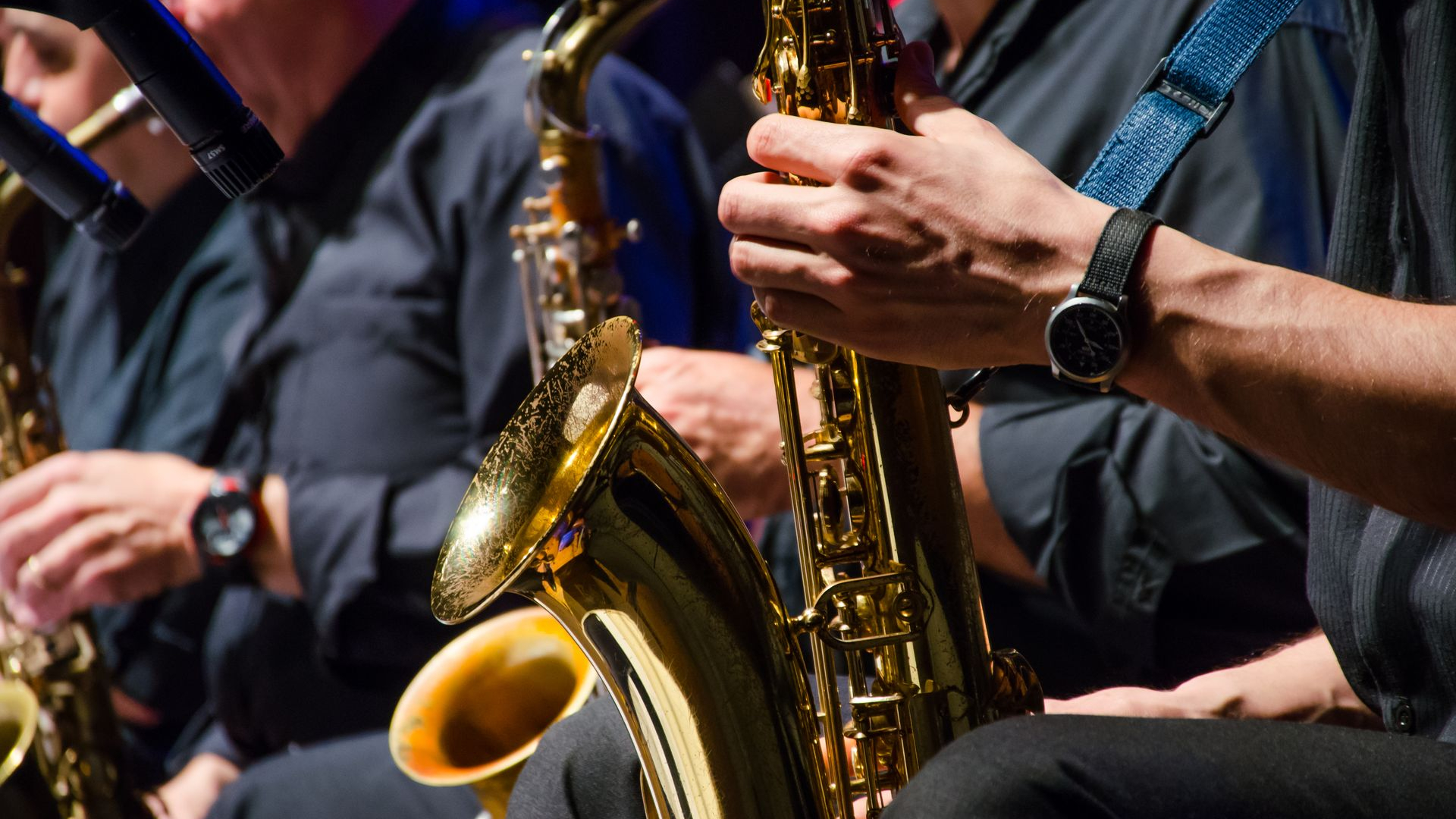 Franco Giardino playing saxophone, Santa Fe Jazz Ensamble